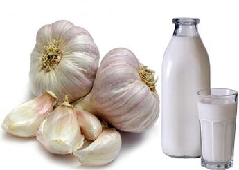 latte e aglio per i parassiti